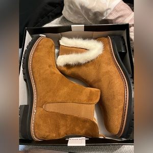 BNIB boots